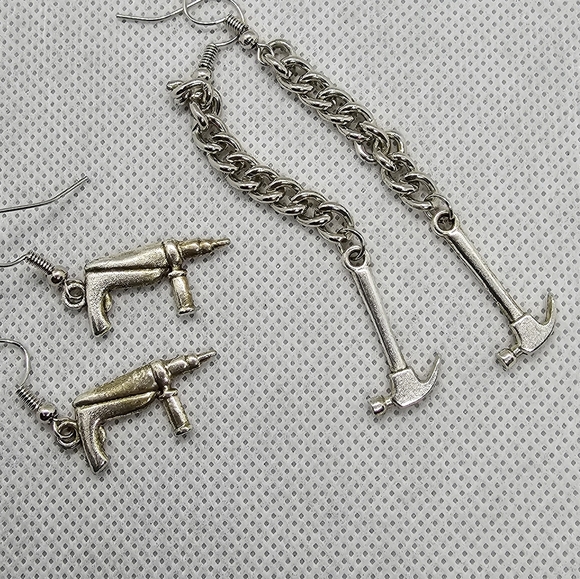 Fashion Earrings lot of 2 Hammer and Drills - Picture 3 of 3